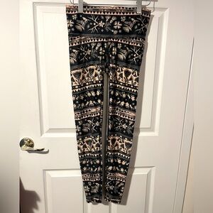 Teeki leggings in Moonflower print size M, navy and tan, boho style